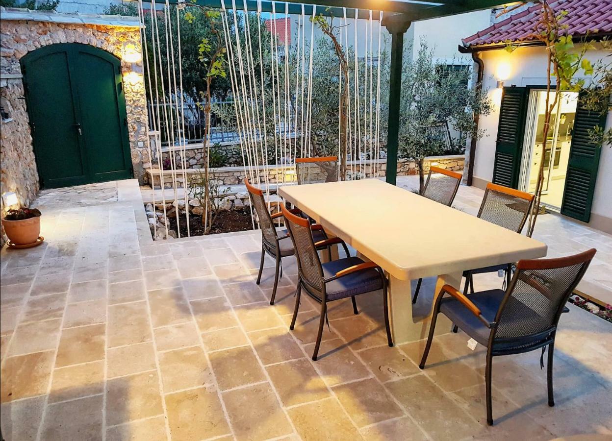 Casa Ol'Bol - Modern Apartment With Seaview And Private Large Backyard Ngoại thất bức ảnh